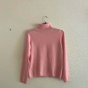 Pink Malo cashmere turtleneck